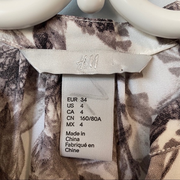 H&M Blouse - Picture 8 of 9